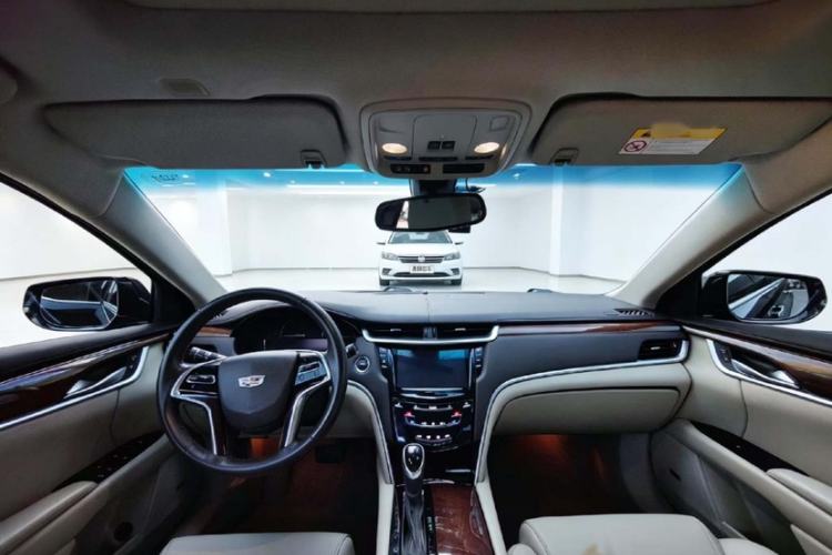 Used Cadillac XTS 2017 28T Elite Model Interior 4
