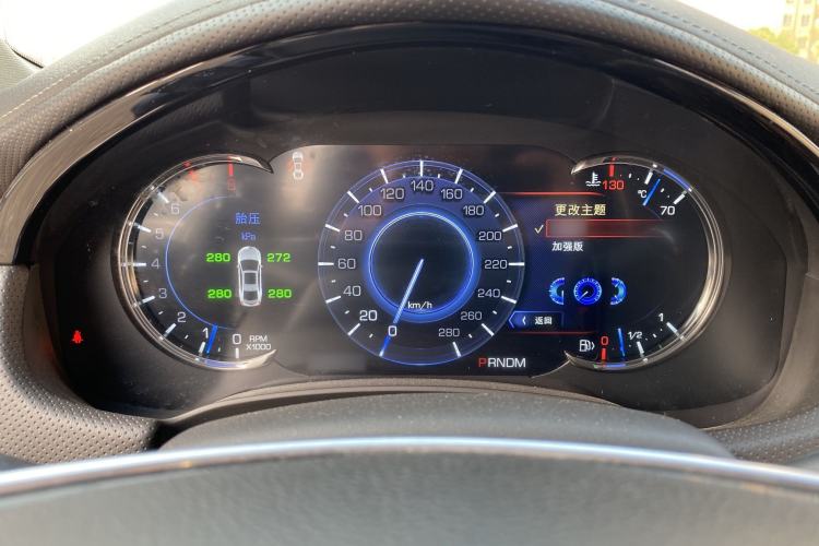 Used Cadillac XTS 2017 28T Luxury Model Interior 8
