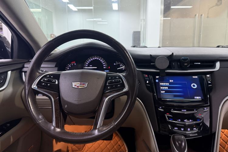 Used Cadillac XTS 2017 28T Tech Edition Interior 8