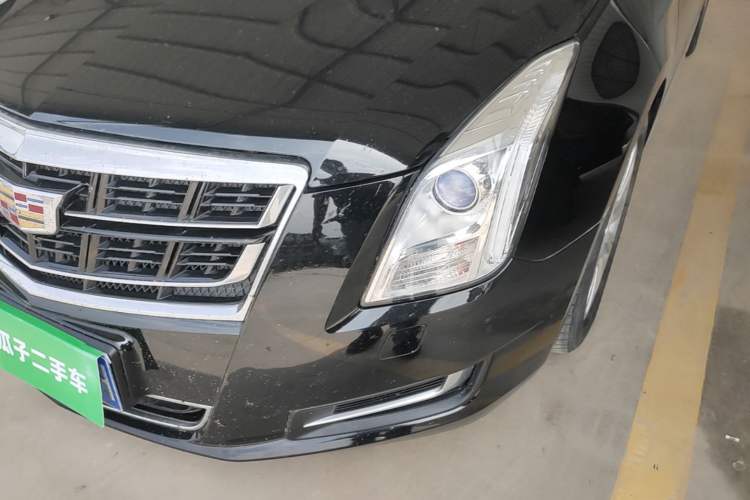 Used Cadillac XTS 2017 28T Tech Edition Left Front Headlight