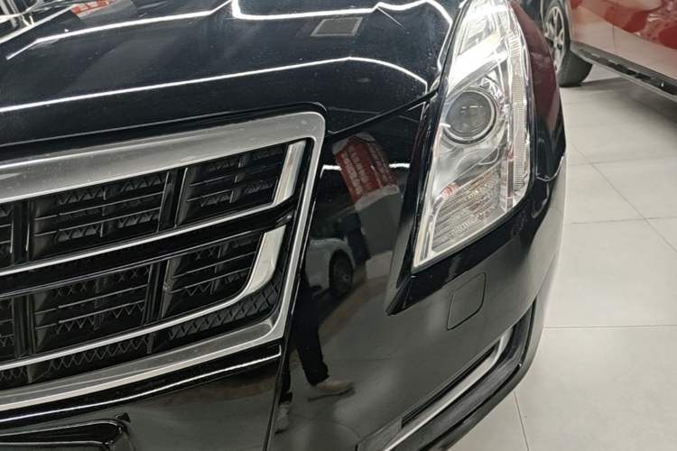 Used Cadillac XTS 2017 28T Tech Edition Left Front Headlight