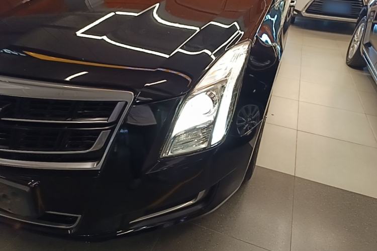 Used Cadillac XTS 2017 28T Tech Edition Left Front Headlight