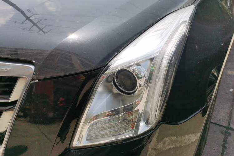 Used Cadillac XTS 2017 28T Tech Edition Left Front Headlight
