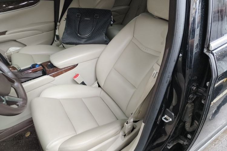 Used Cadillac XTS 2017 28T Tech Edition Left Front Seat