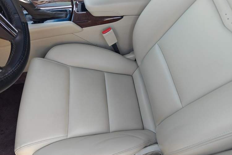 Used Cadillac XTS 2017 28T Tech Edition Left Front Seat