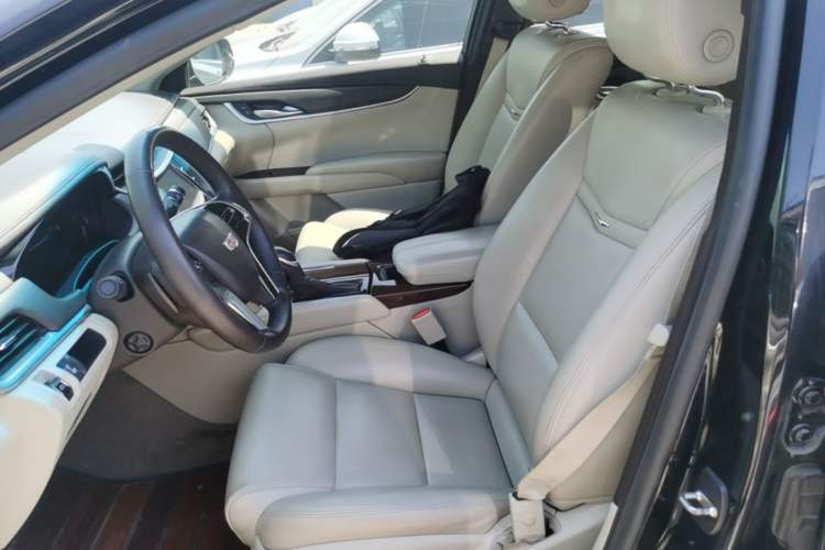 Used Cadillac XTS 2017 28T Tech Edition Left Front Seat