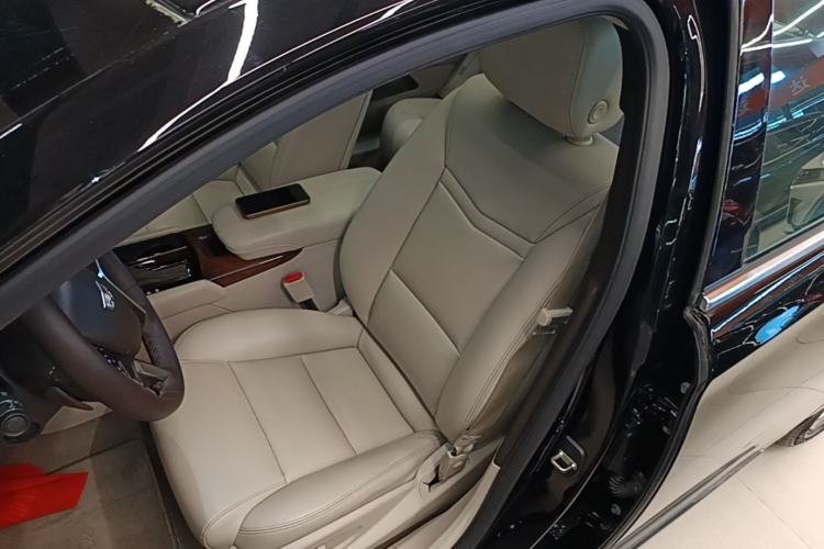 Used Cadillac XTS 2017 28T Tech Edition Left Front Seat