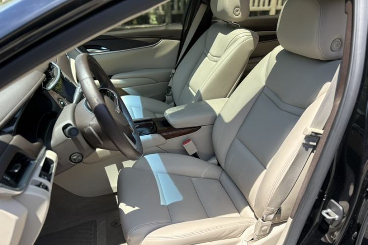 Used Cadillac XTS 2017 28T Tech Edition Left Front Seat