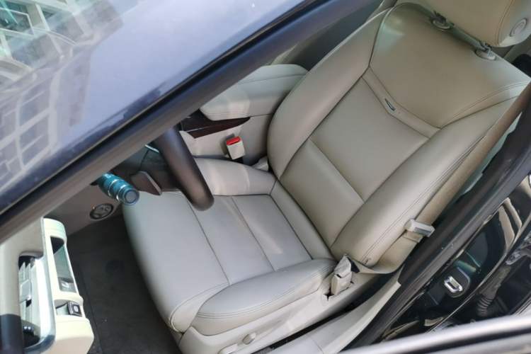 Used Cadillac XTS 2017 28T Tech Edition Left Front Seat