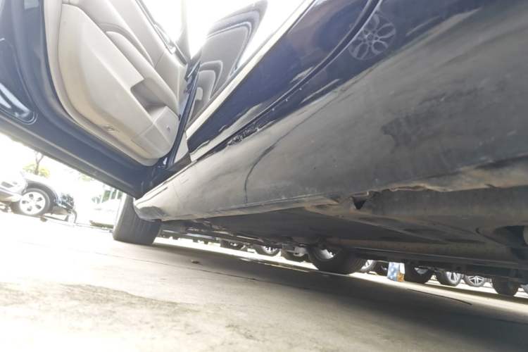 Used Cadillac XTS 2017 28T Tech Edition Left Side Sill