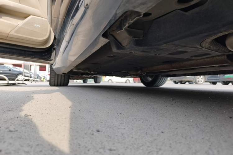 Used Cadillac XTS 2017 28T Tech Edition Left Side Sill
