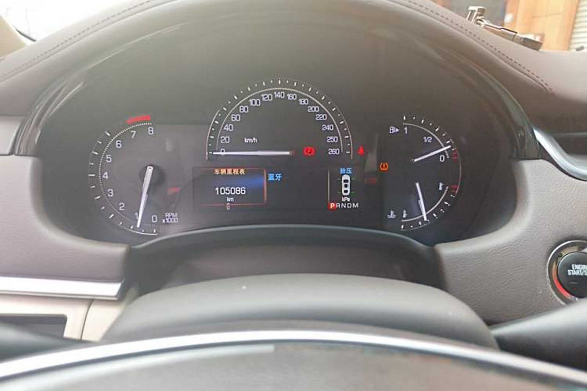 Used Cadillac XTS 2017 28T Tech Edition Odometer Close Up