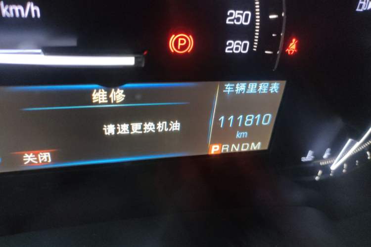 Used Cadillac XTS 2017 28T Tech Edition Odometer Close Up