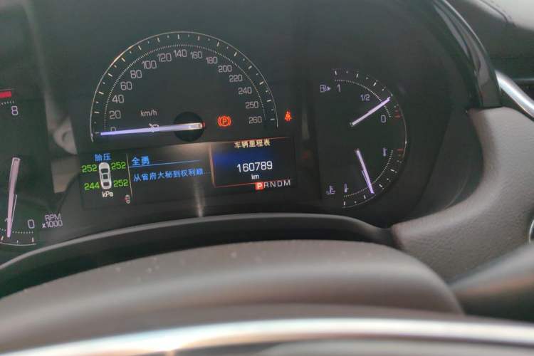 Used Cadillac XTS 2017 28T Tech Edition Odometer Close Up