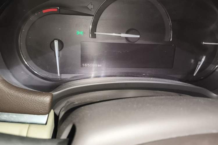 Used Cadillac XTS 2017 28T Tech Edition Odometer Close Up