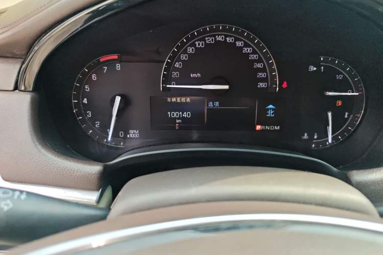 Used Cadillac XTS 2017 28T Tech Edition Odometer Close Up