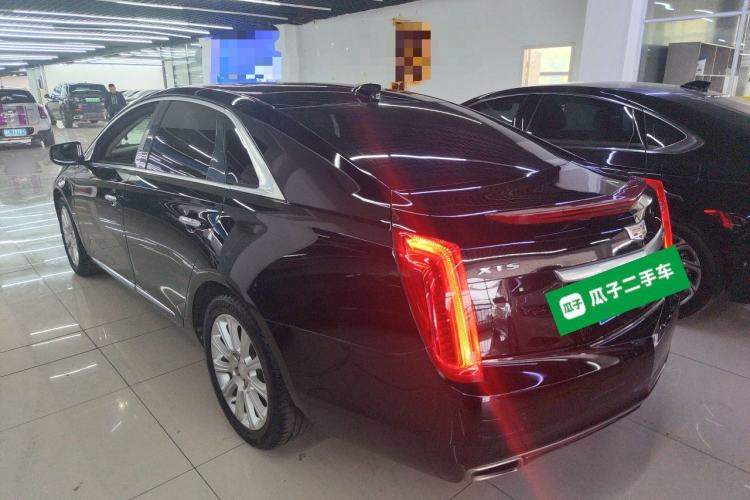 Used Cadillac XTS 2017 28T Tech Edition Rear Left 45 Deg