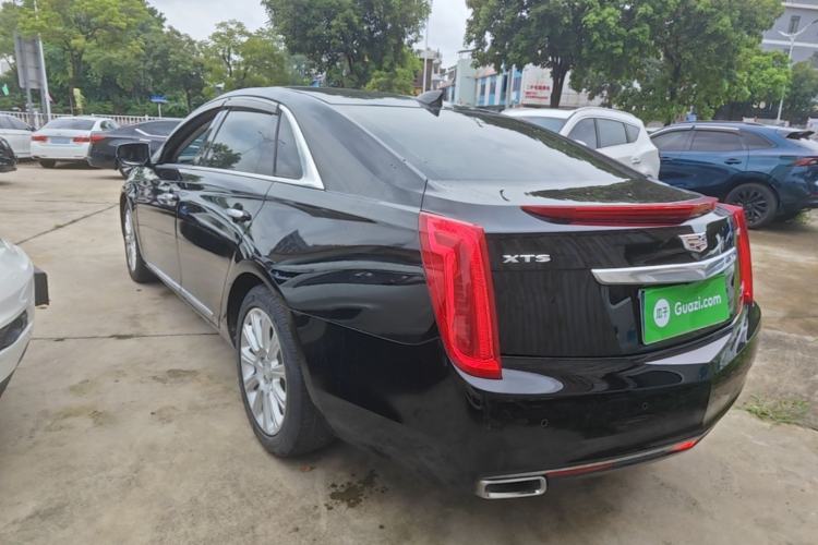 Used Cadillac XTS 2017 28T Tech Edition Rear Left 45 Deg