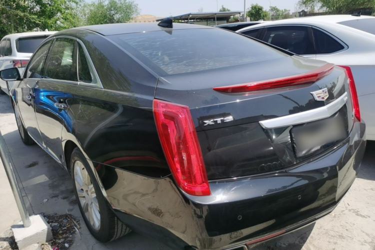 Used Cadillac XTS 2017 28T Tech Edition Rear Left 45 Deg