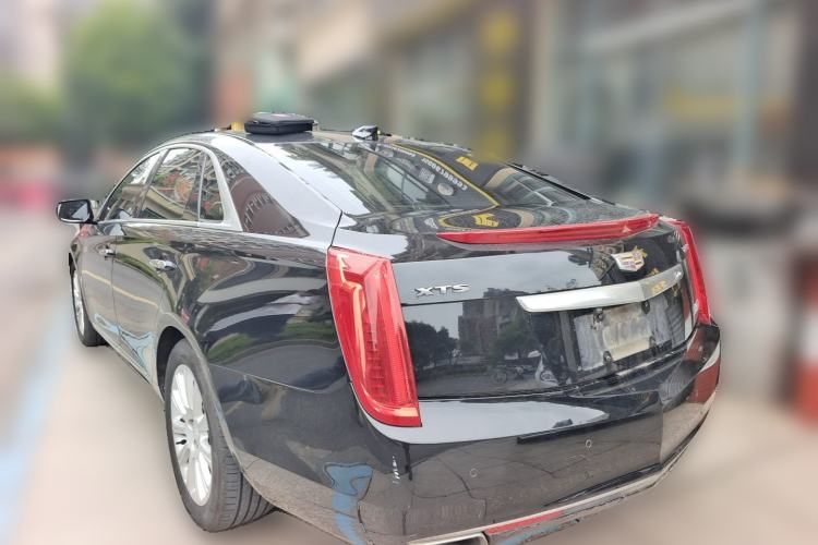 Used Cadillac XTS 2017 28T Tech Edition Rear Left 45 Deg