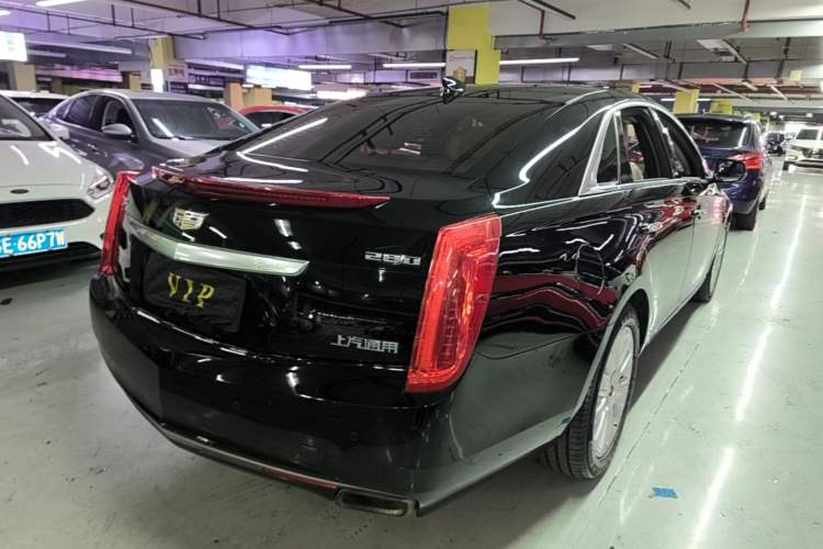 Used Cadillac XTS 2017 28T Tech Edition Rear Right 45 Deg