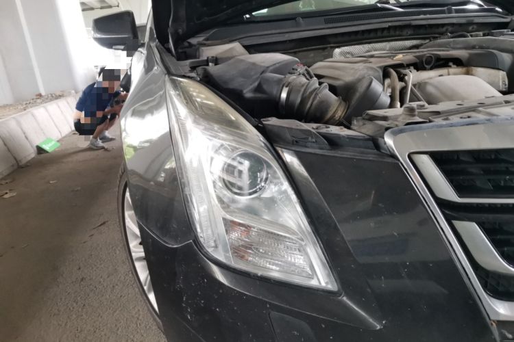 Used Cadillac XTS 2017 28T Tech Edition Right Front Headlight