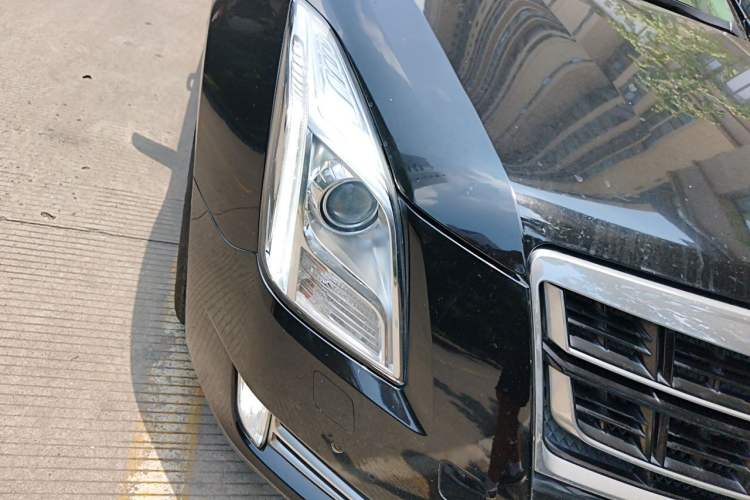 Used Cadillac XTS 2017 28T Elite Model Right Front Headlight
