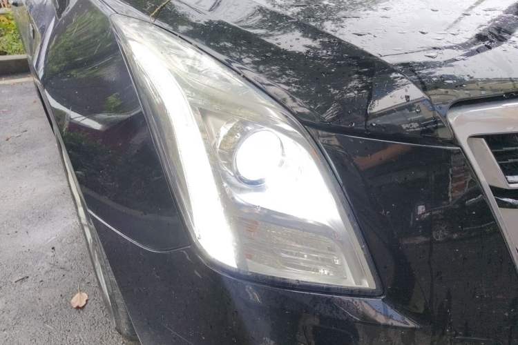 Used Cadillac XTS 2017 28T Tech Edition Right Front Headlight