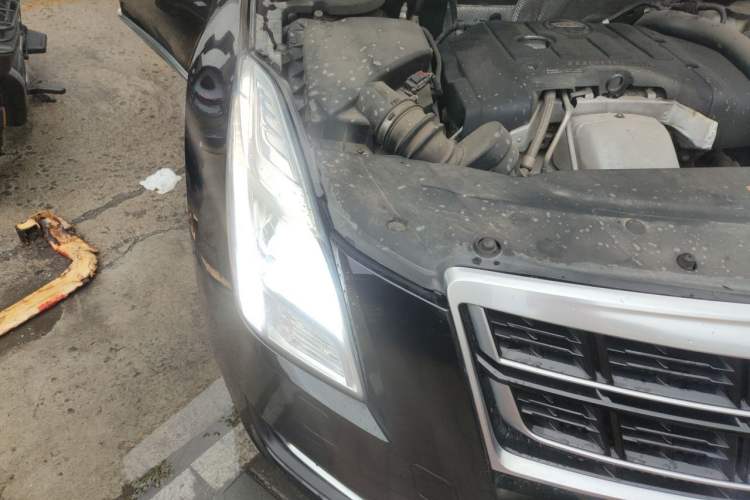 Used Cadillac XTS 2017 28T Tech Edition Right Front Headlight