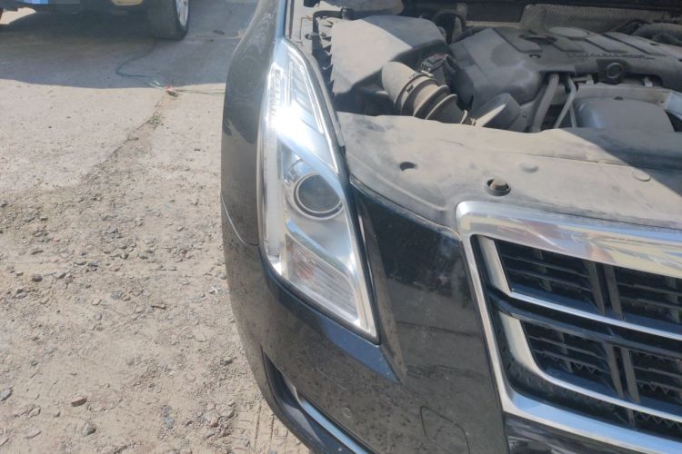 Used Cadillac XTS 2017 28T Tech Edition Right Front Headlight