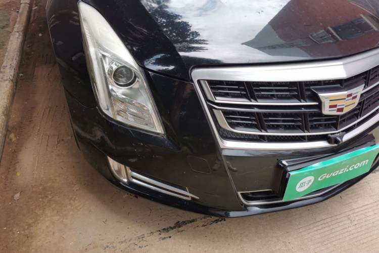 Used Cadillac XTS 2017 28T Elite Model Right Front Headlight