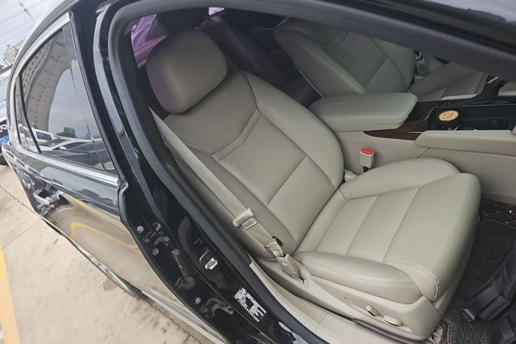 Used Cadillac XTS 2017 28T Tech Edition Right Front Seat