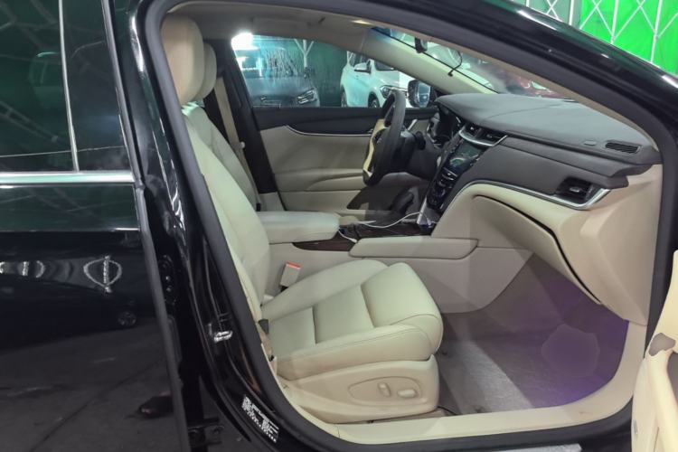 Used Cadillac XTS 2017 28T Tech Edition Right Front Seat