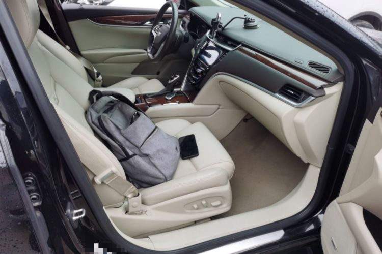 Used Cadillac XTS 2017 28T Elite Model Right Front Seat