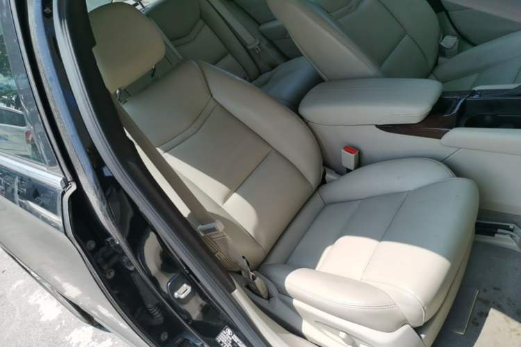 Used Cadillac XTS 2017 28T Tech Edition Right Front Seat