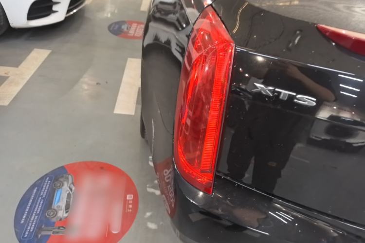 Used Cadillac XTS 2017 28T Elite Model Right Rear Taillight