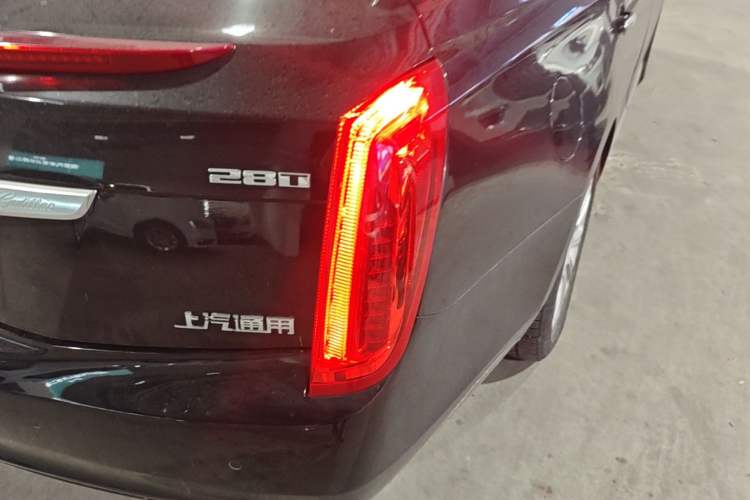 Used Cadillac XTS 2017 28T Tech Edition Right Rear Taillight