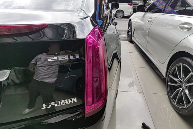 Used Cadillac XTS 2017 28T Elite Model Right Rear Taillight