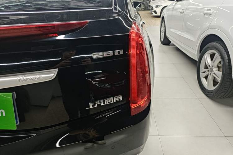 Used Cadillac XTS 2017 28T Tech Edition Right Rear Taillight