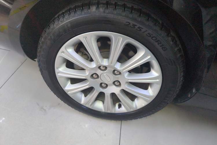 Used Cadillac XTS 2017 28T Tech Edition Right Rear Wheel Hub