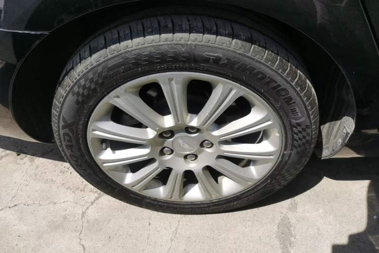 Used Cadillac XTS 2017 28T Tech Edition Right Rear Wheel Hub