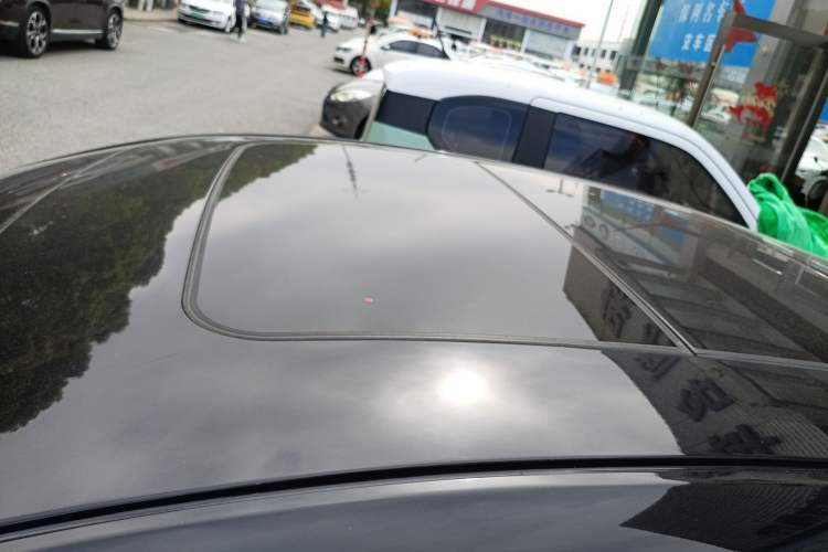 Used Cadillac XTS 2017 28T Tech Edition Roof