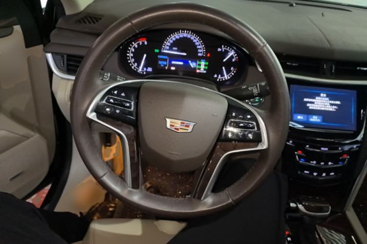 Used Cadillac XTS 2017 28T Elite Model Steering Wheel