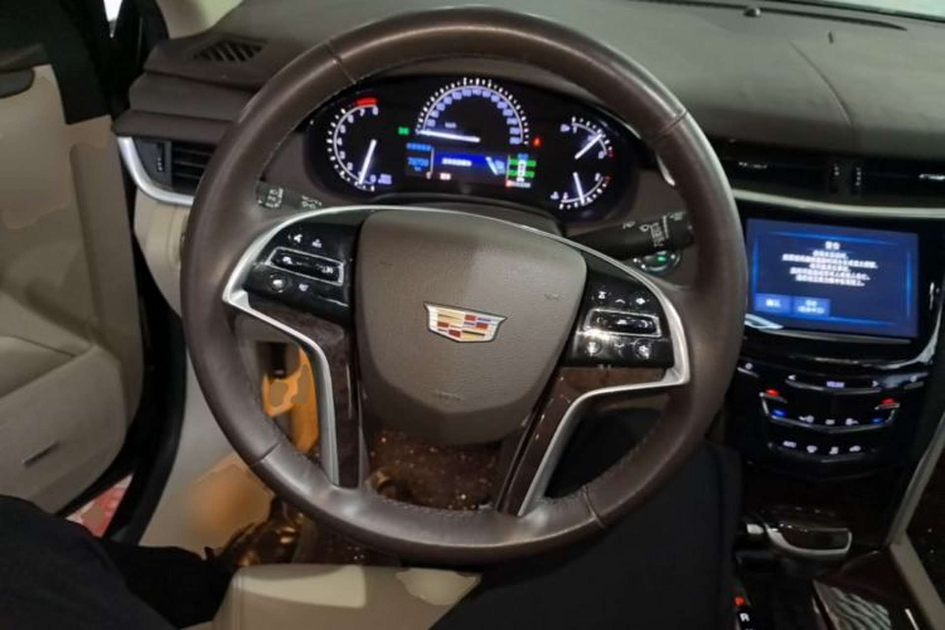 Used Cadillac XTS 2017 28T Elite Model Steering Wheel