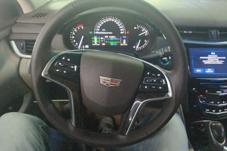 Used Cadillac XTS 2017 28T Tech Edition Steering Wheel