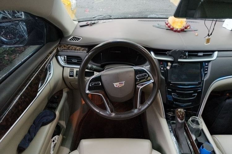 Used Cadillac XTS 2017 28T Tech Edition Steering Wheel