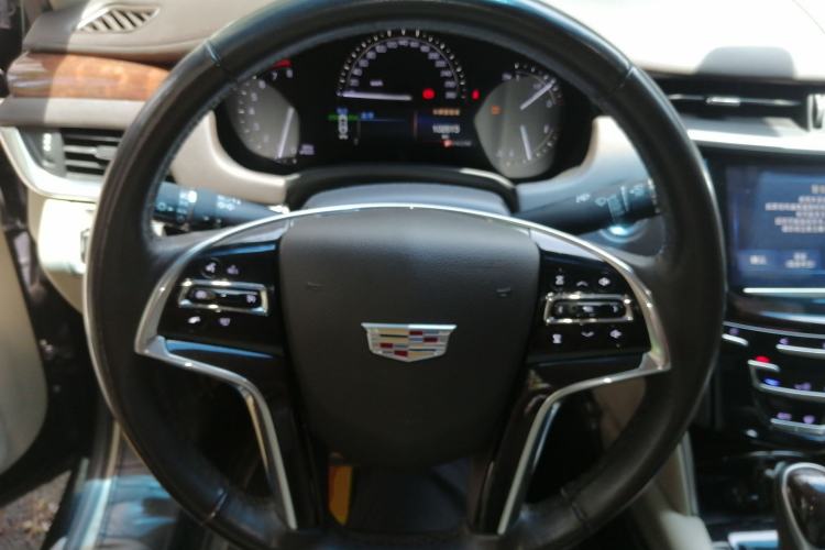 Used Cadillac XTS 2017 28T Elite Model Steering Wheel