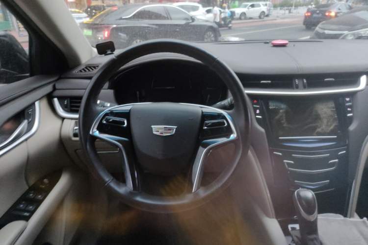 Used Cadillac XTS 2017 28T Tech Edition Steering Wheel