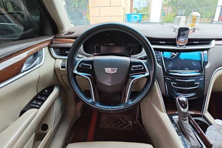 Used Cadillac XTS 2017 28T Elite Model Steering Wheel