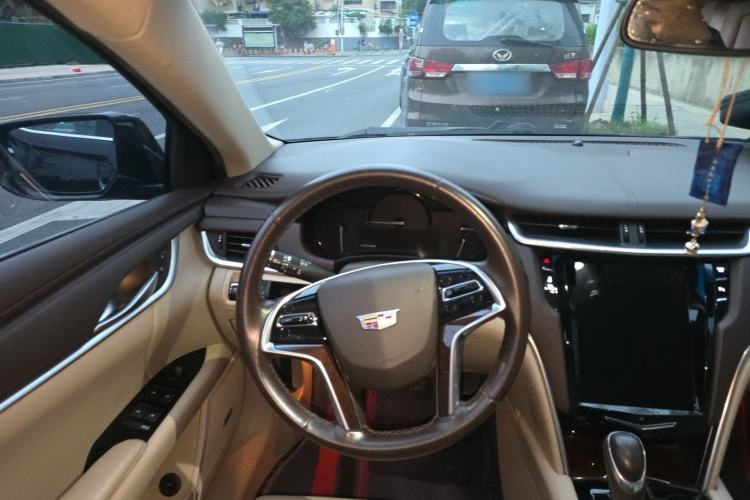 Used Cadillac XTS 2017 28T Tech Edition Steering Wheel